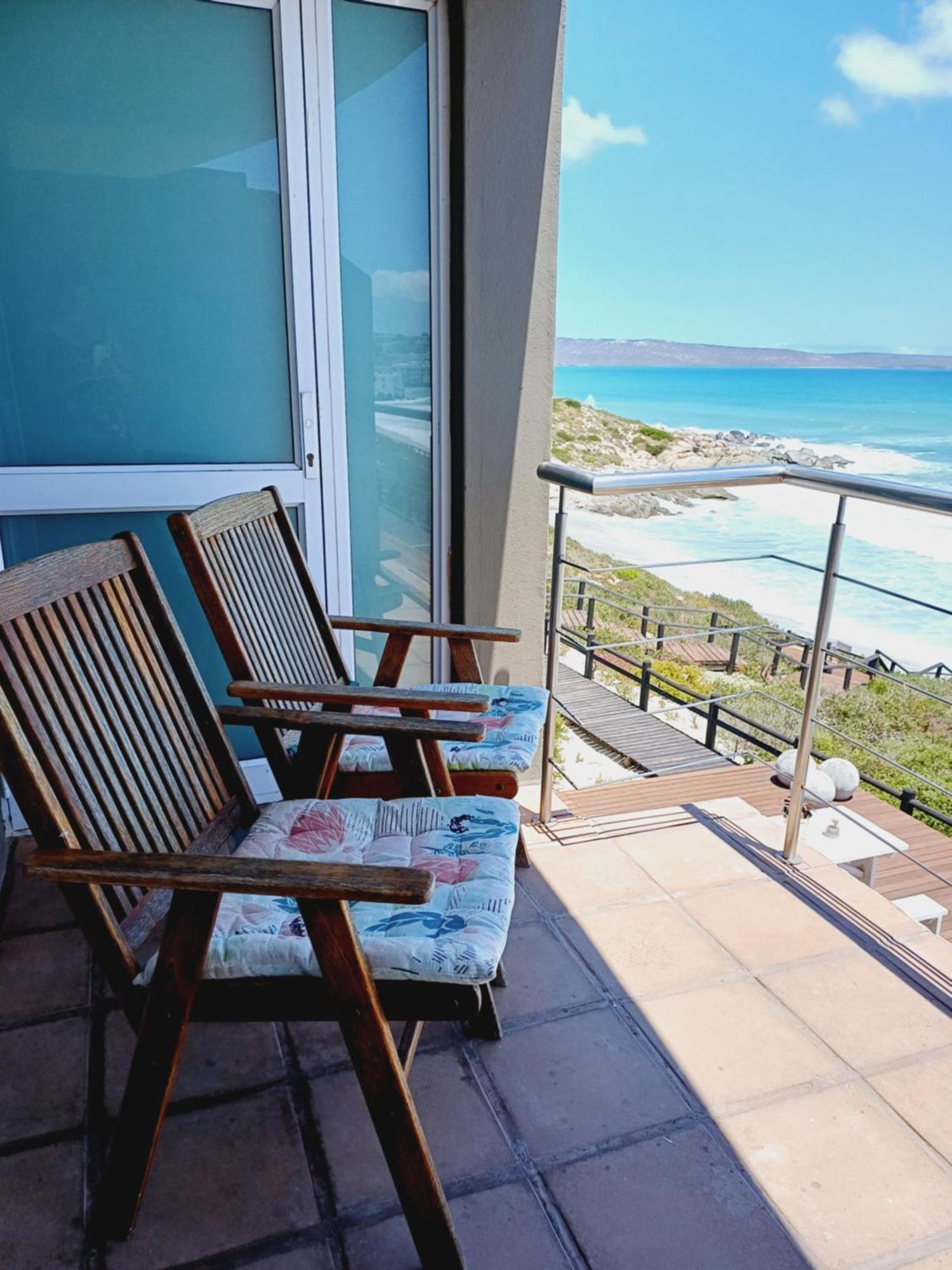 Langebaan Beach Towers Exterior photo